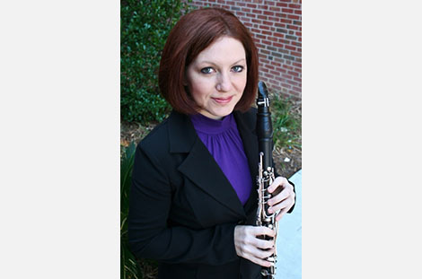 Lisa Kachouee, clarinet